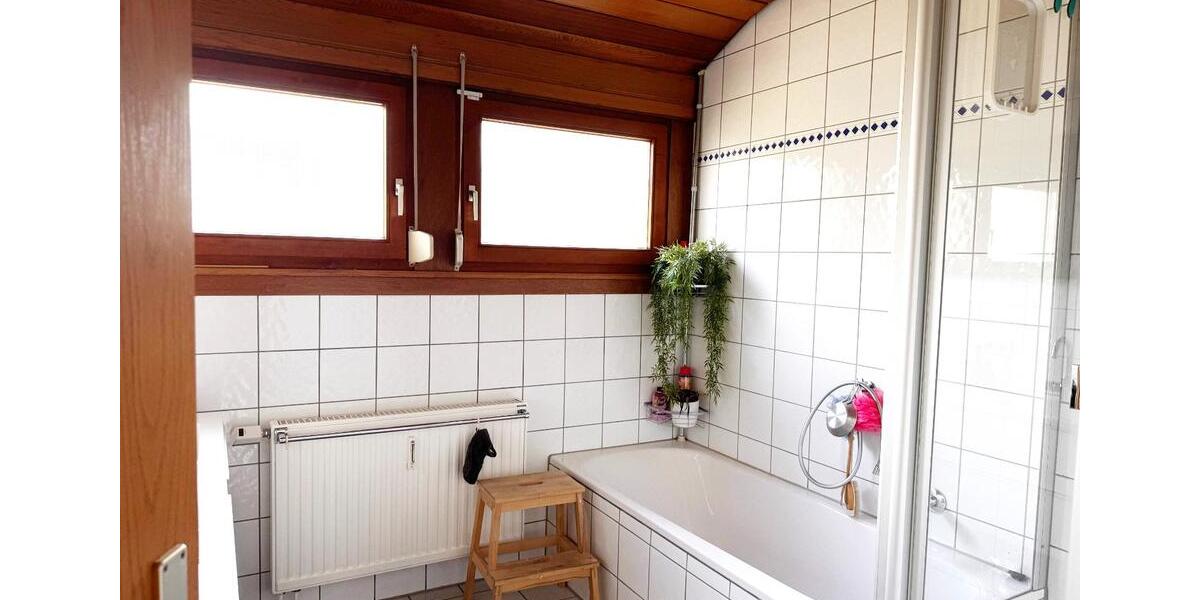 Doppelhaushälfte in Oberdischingen 4,5 Zimmer 4.5 zimmer