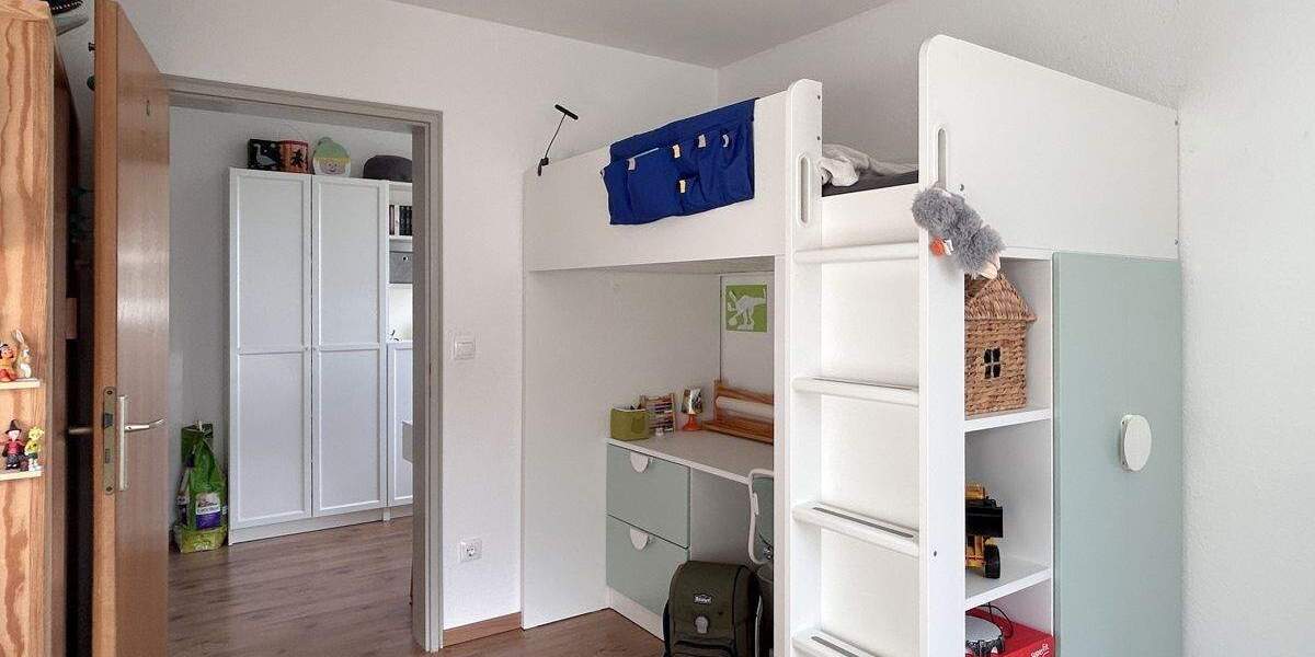 Gepflegte 4,5-Zimmer-Wohnung mit Südwest-Balkon 4 zimmer