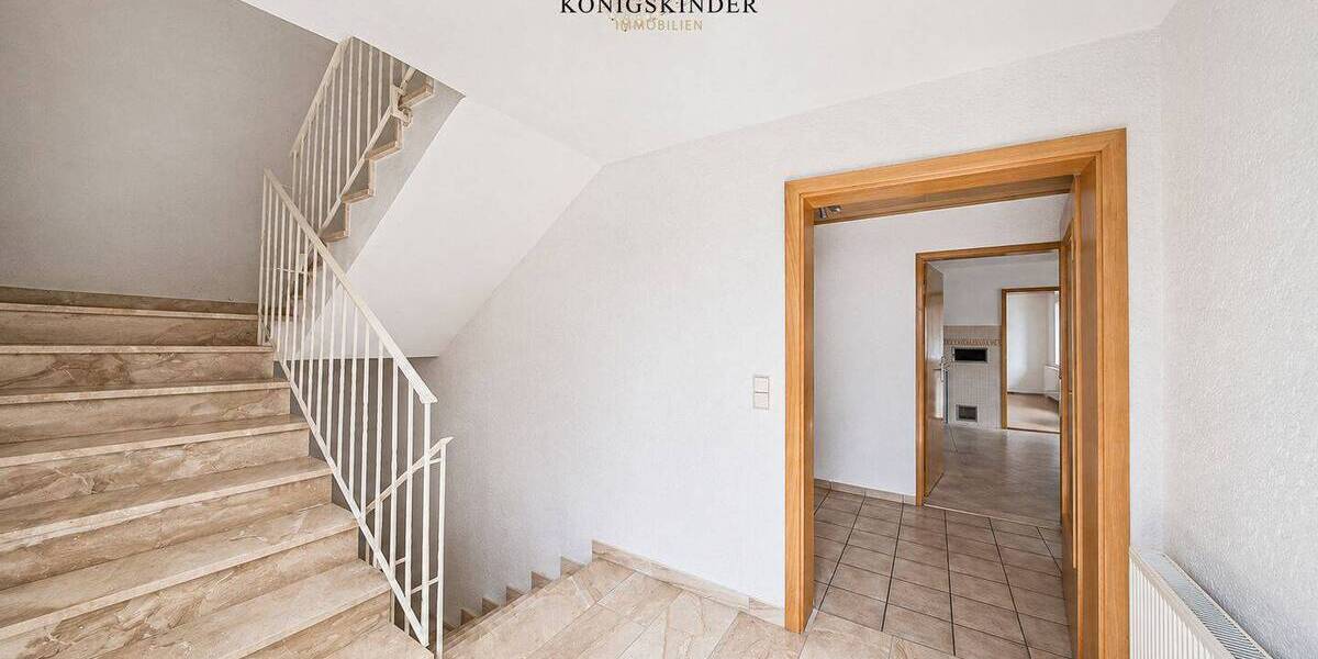 Mehrfamilienhaus, Wohnhaus Vöhringen - 6 Zimmer, 160 m&sup2;, 570.000&euro; | Angebot:26417353