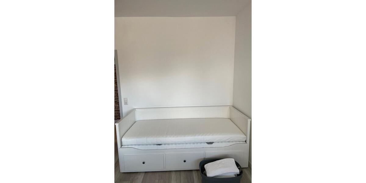 Erdgeschoßwohnung Bellenberg - 1 Zimmer, 23 m&sup2;, 450&euro; | Angebot:26278724