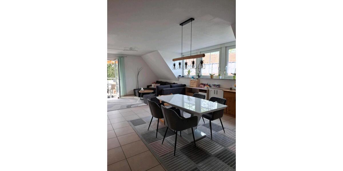 Dachgeschoßwohnung Bibertal - 5 Zimmer, 149 m&sup2;, 1.050&euro; | Angebot:26241905