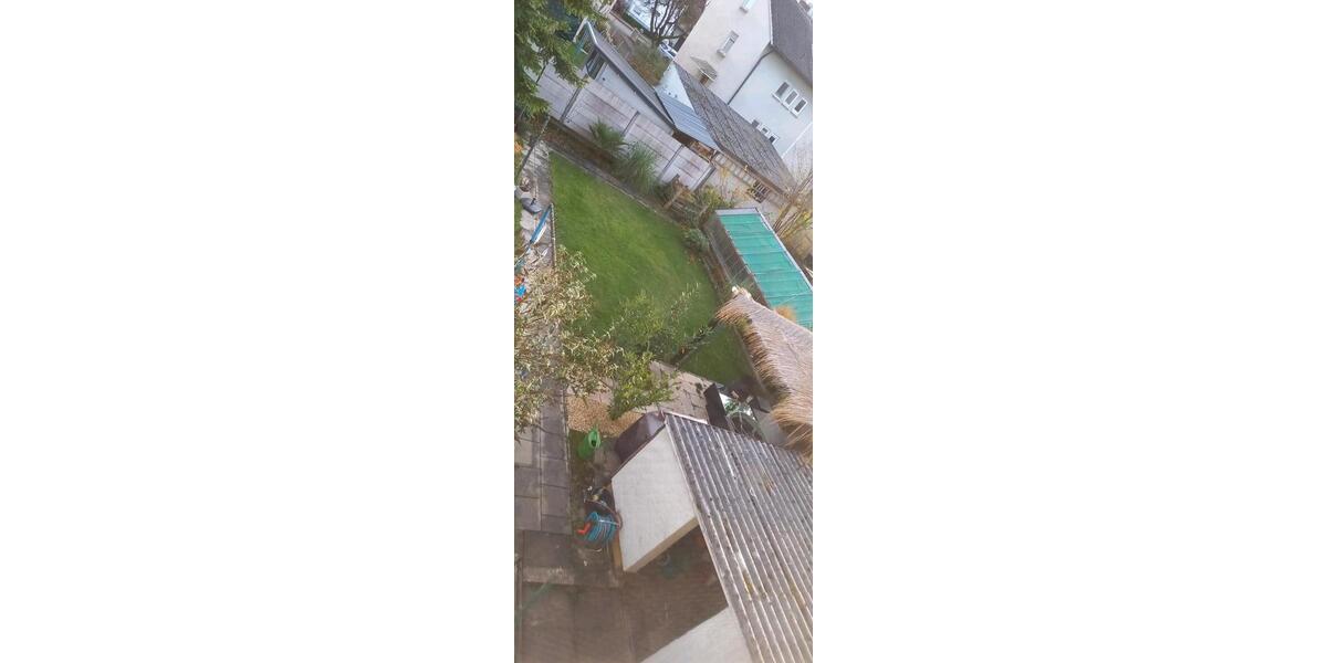 3-Zimmer-Dachgeschosswohnung, Gartenanteil, Garage & Stellplatz 3 zimmer