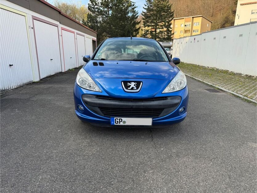 Peugeot 206 140.828 km 1.500 € Geislingen 73312