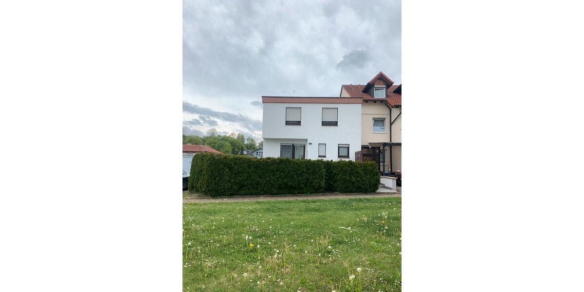 Reihenhaus Amstetten - 6 Zimmer, 144 m&sup2;, 1.650&euro; | Angebot:24276229