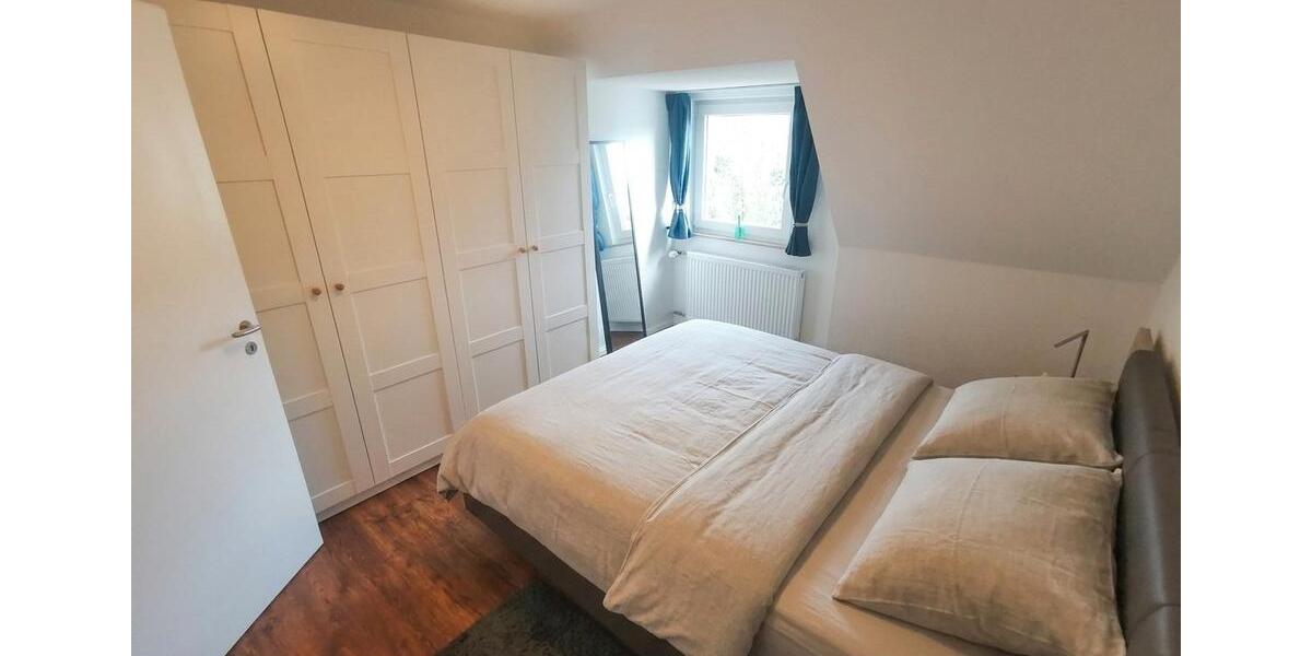 Dachgeschoßwohnung Ulm Söflingen - 3 Zimmer, 70 m&sup2;, 1.720&euro; | Angebot:26693315