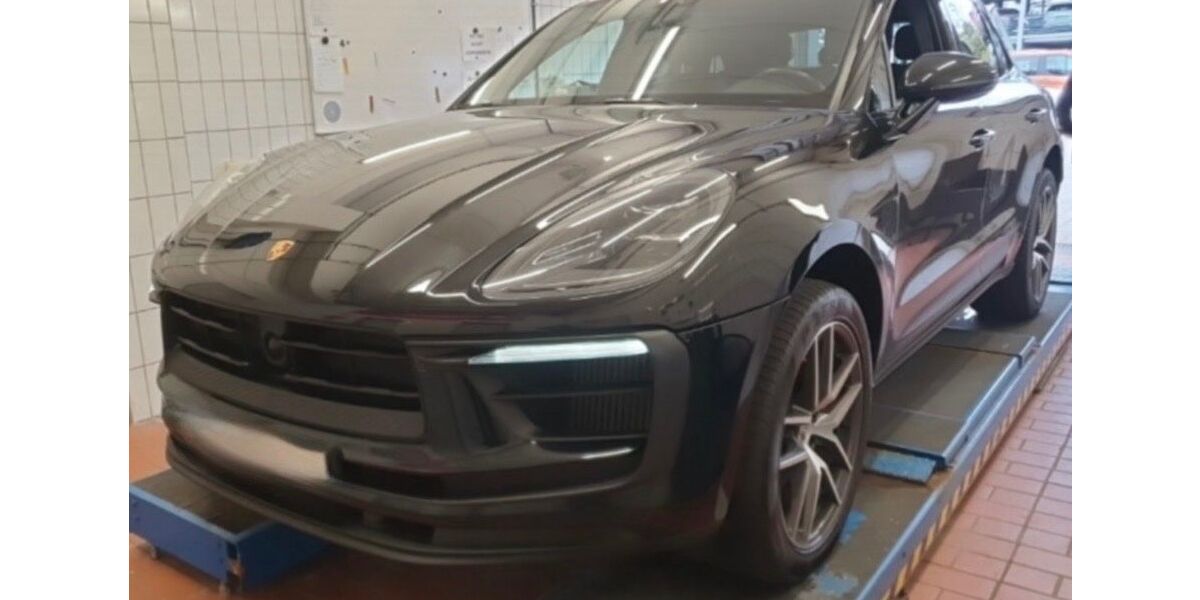 Porsche Macan 187.000 km 41.990 &euro; Ulm-Jungingen 89081