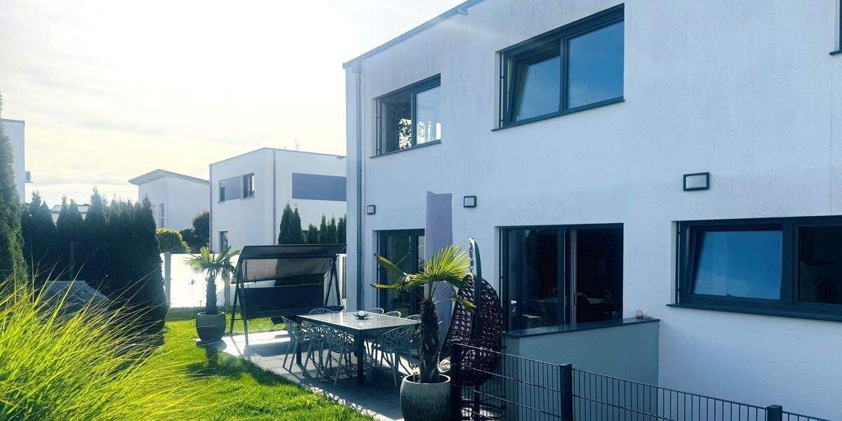 Einfamilienhaus Laupheim - 8 Zimmer, 255 m&sup2;, 1.199.000&euro; | Angebot:23482006