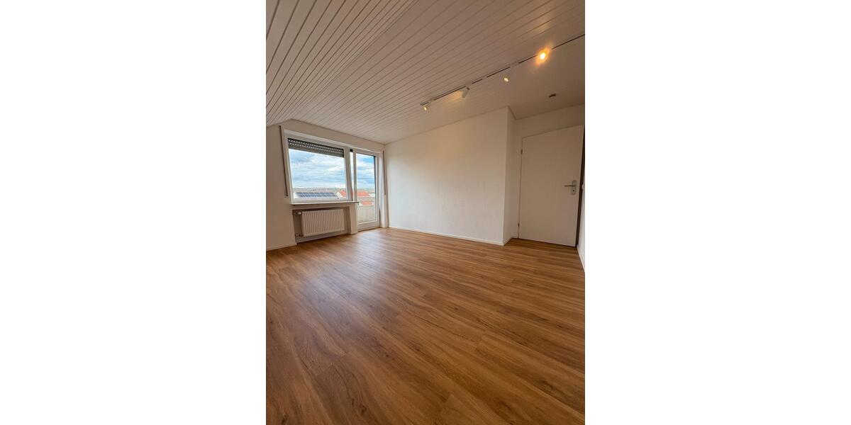 Dachgeschoßwohnung Nersingen - 3 Zimmer, 70 m&sup2;, 1.350&euro; | Angebot:24852159