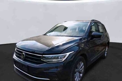 VW Tiguan 46.600 km 25.420 &euro; Kuchen 73329