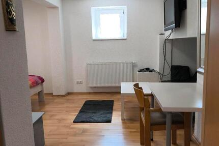 Möbliertes 1-Zi. Keller -Wohnung in zentraler Lage von Ulm