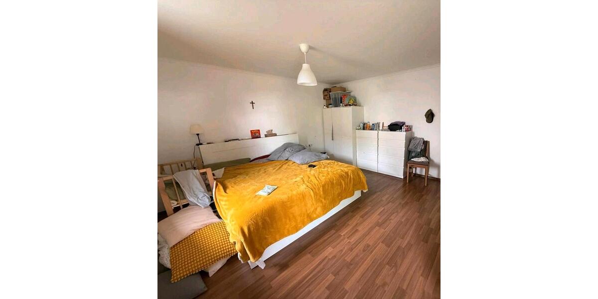 Erdgeschoßwohnung Buch - 4 Zimmer, 150 m&sup2;, 1.600&euro; | Angebot:26582335