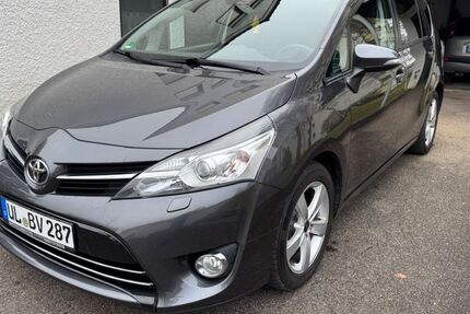 Toyota Verso 166.000 km 11.590 &euro; ehingen 89584