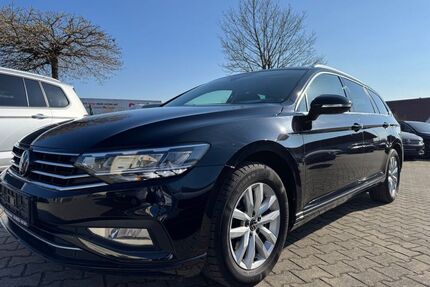 VW Passat Variant