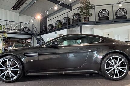 Aston Martin V8 Vantage 48.132 km 86.500 &euro; Allmendingen 89604