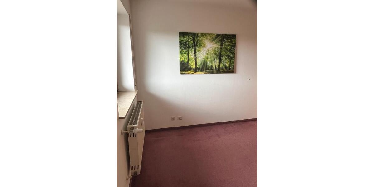 Dachgeschoßwohnung Neu-Ulm Burlafingen - 3 Zimmer, 71 m&sup2;, 1.100&euro; | Angebot:26152888