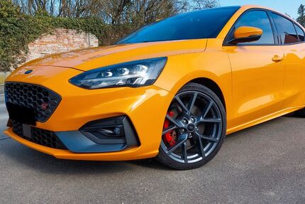 Ford Focus 58.289 km 27.890 &euro; Harthausen 89364