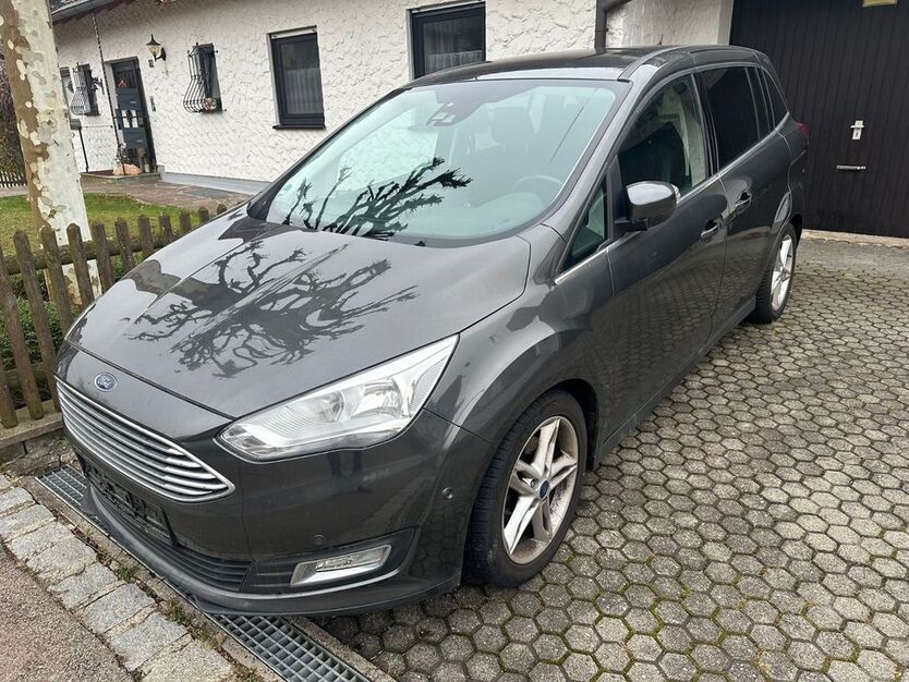 Ford C-Max 86.182 km 9.000 € Ellzee 89352