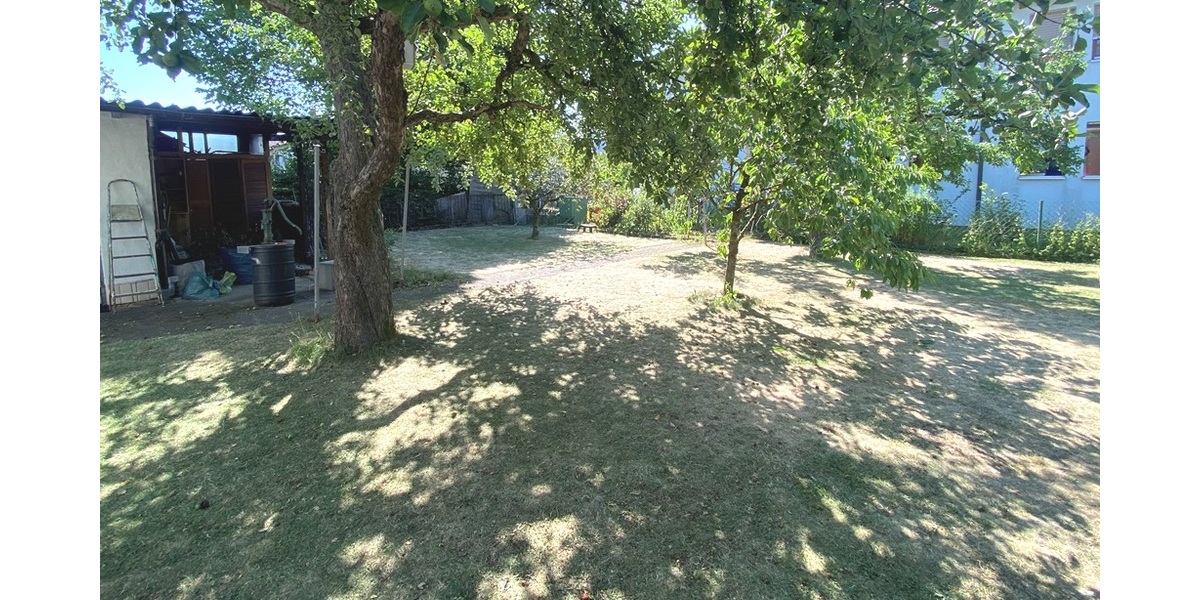 Neu-Ulm: Modernisiertes Mehrfamilienhaus (DHH) mit idyllischem Garten in Donau-Nähe - Mehrfamilienhaus, Wohnhaus Neu-Ulm / Offenhausen Offenhausen | Angebot:27082953