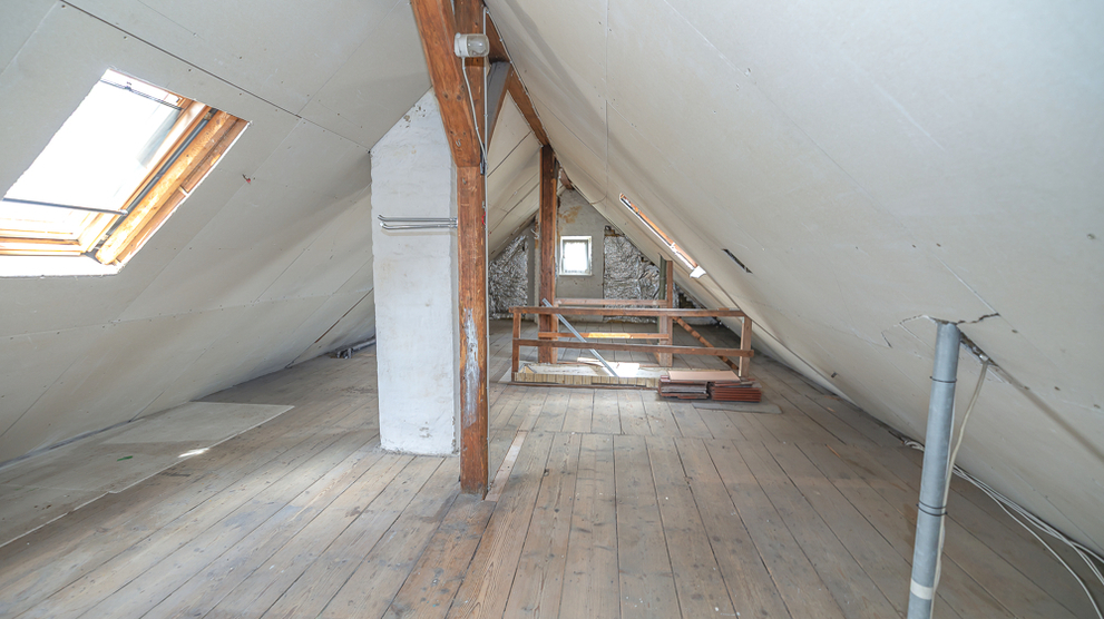 Ein bis Zweifamilienhaus mit Charme und Potenzial 8 zimmer