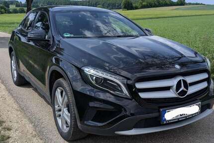 Mercedes-Benz GLA 220 126.000 km 18.200 € Mehrstetten 72537