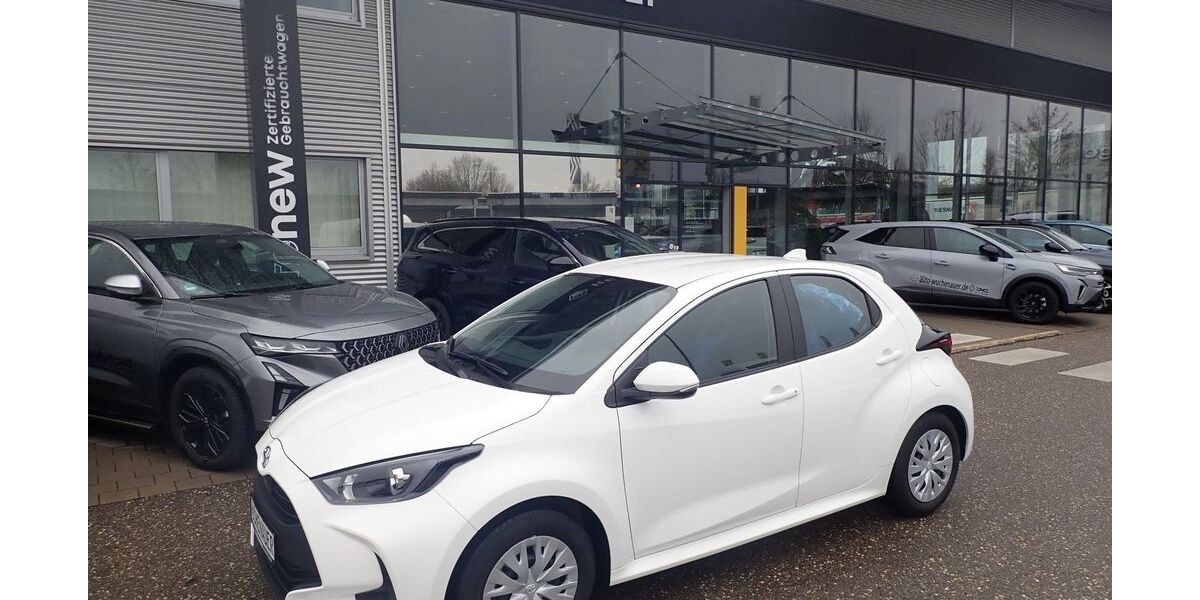 Toyota Yaris 12.450 km 14.990 &euro; Neu-Ulm 89231