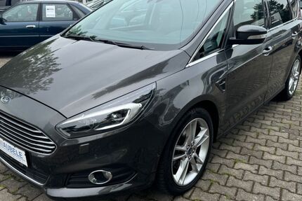 Ford S-Max 102.900 km 20.990 &euro; Pfaffenhofen 89284