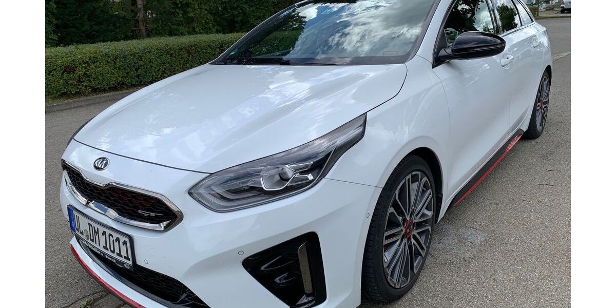 Kia pro ceed / ProCeed 95.000 km 18.990 &euro; Ulm 89073