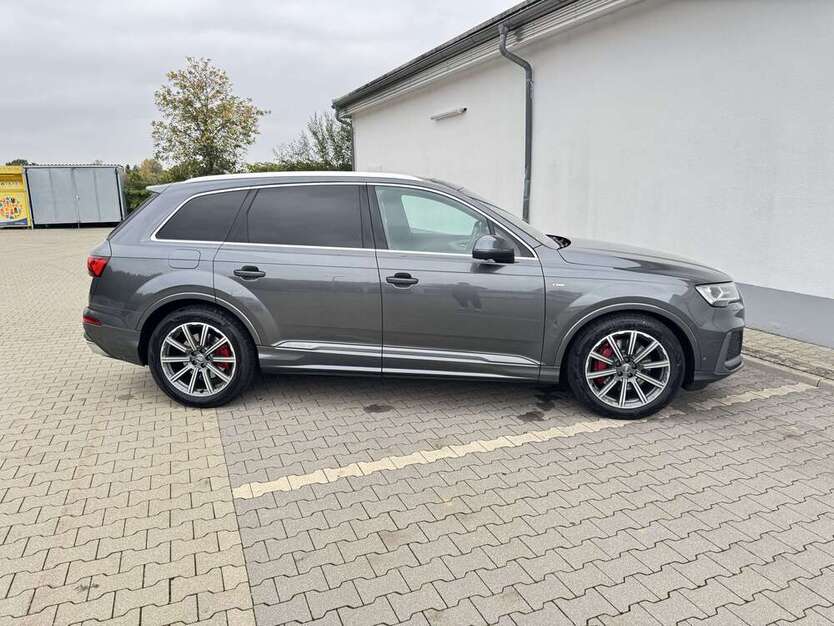 Audi Q7 142.000 km 42.500 € Ichenhausen 89335
