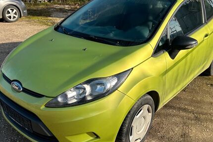 Ford Fiesta 183.389 km 1.999 € Buch 89290