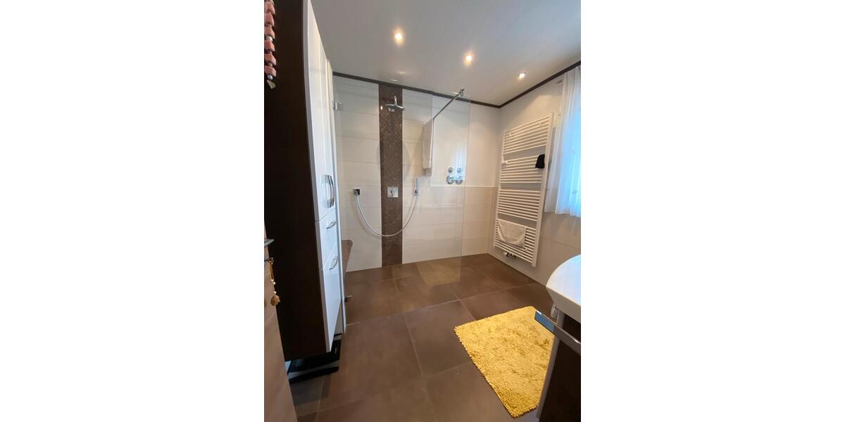 Etagenwohnung Bellenberg - 4 Zimmer, 100 m&sup2;, 950&euro; | Angebot:24654340