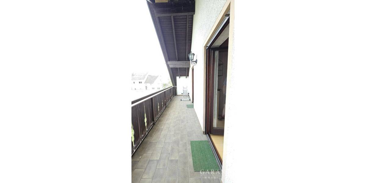 Einfamilienhaus Ichenhausen - 8 Zimmer, 200 m&sup2;, 530.000&euro; | Angebot:25707717