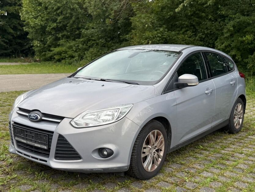 Ford Focus 290.000 km 2.499 € Nersingen/Straß 89278