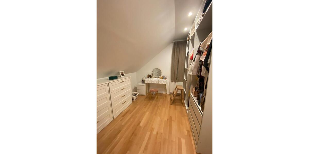 Einfamilienhaus Ehingen (Donau) - 8 Zimmer, 180 m&sup2;, 695.000&euro; | Angebot:26876438