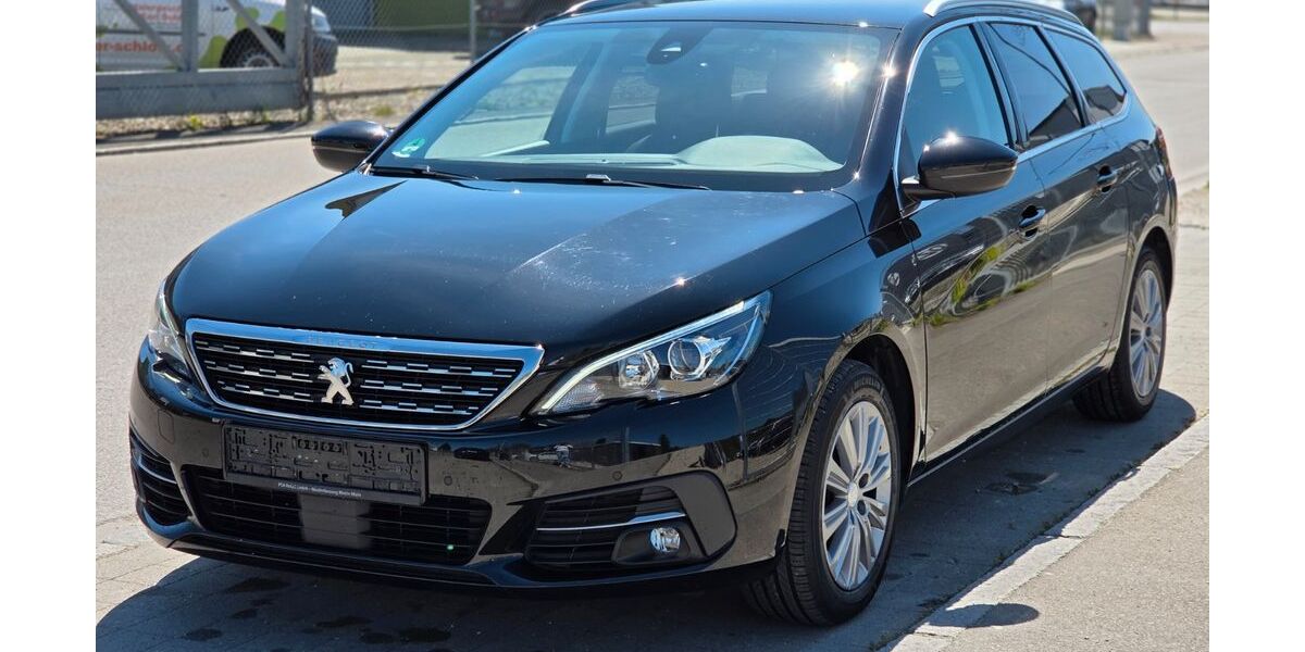 Peugeot 308 106.000 km 11.999 &euro; Elchingen 89275