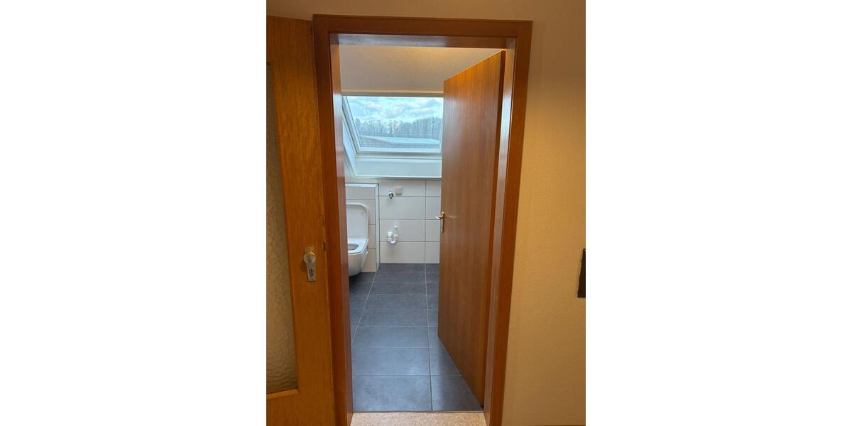 Gepflegte 2,5 Zimmer-DG-Wohnung in zentraler Lage in Illertissen 2.5 zimmer