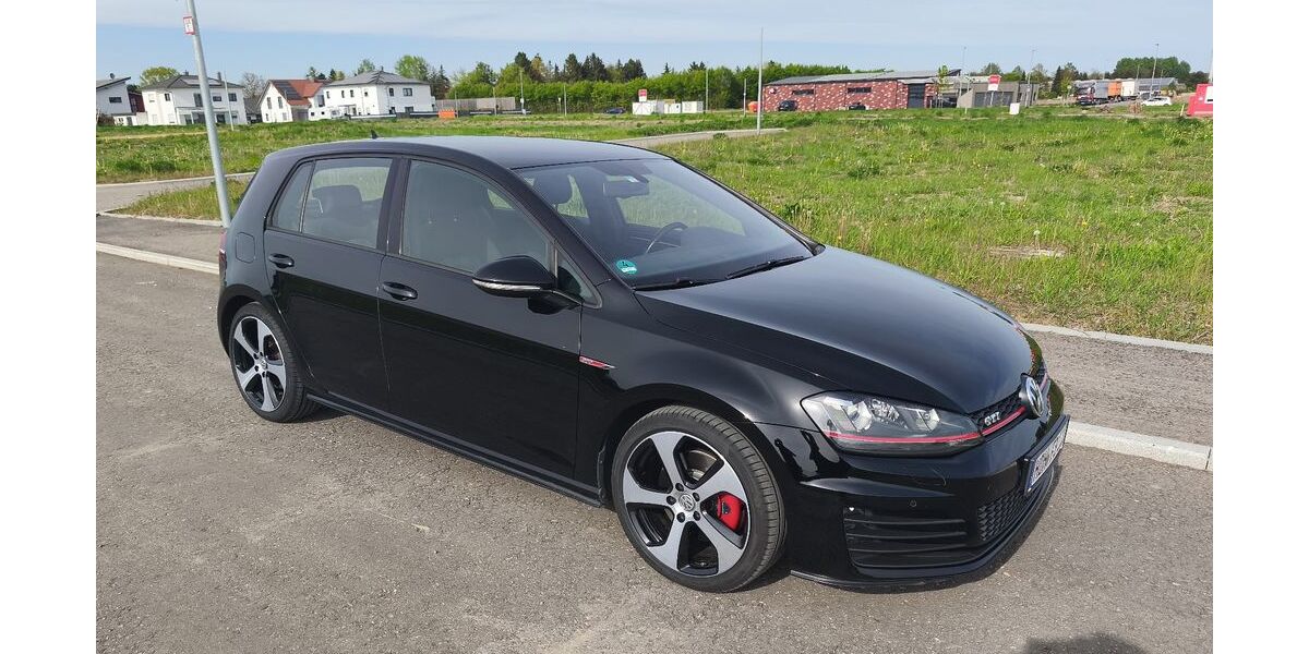 VW Golf 92.300 km 16.800 &euro; Sontheim 89567
