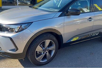 Opel Grandland (X) 14.950 km 26.490 &euro; Neu-Ulm 89231