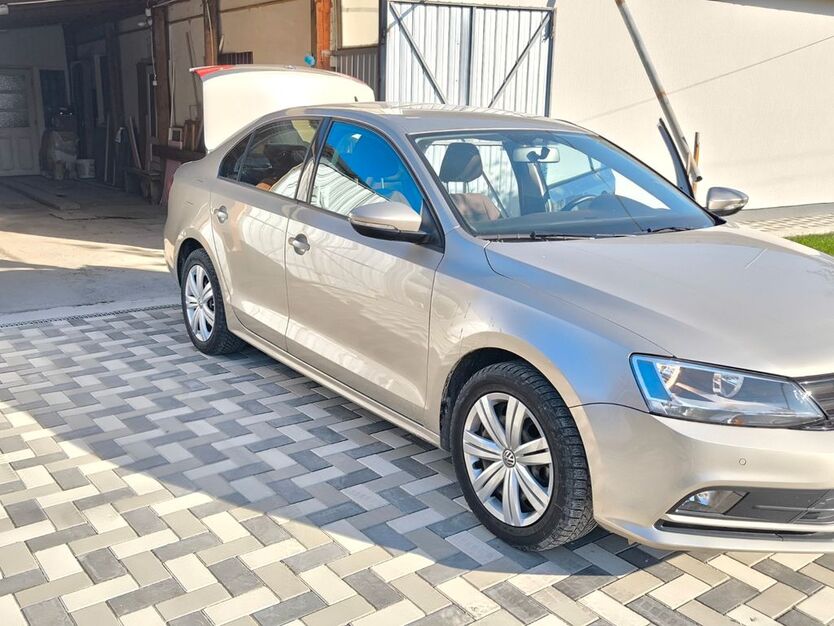 VW Jetta 44.523 km 9.950 € Leipheim 89340