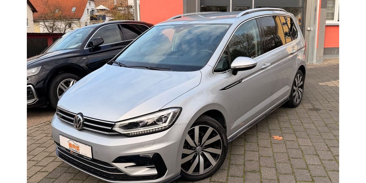 VW Touran 60.500 km 22.590 &euro; Geislingen/Steige 73312