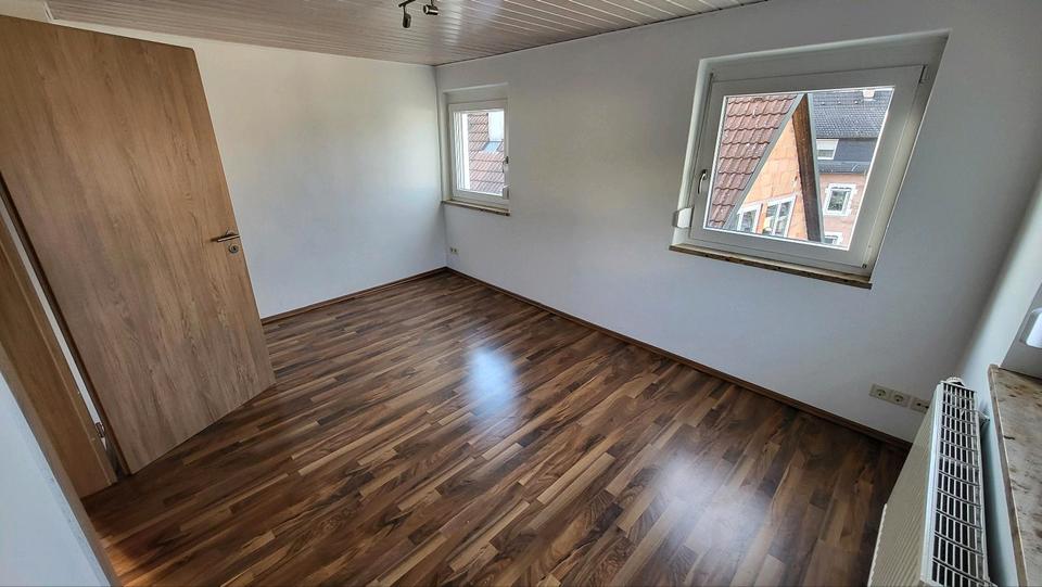 Reihenhaus Herbrechtingen - 5 Zimmer, 110 m&sup2;, 1.300&euro; | Angebot:26233227