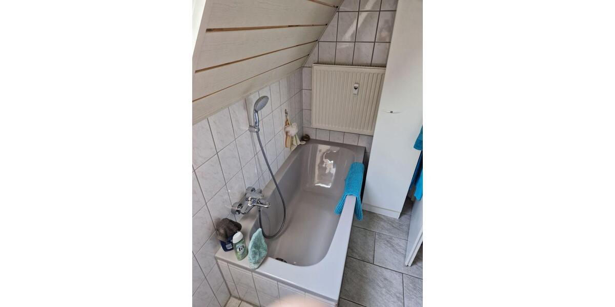 Provisionsfrei* Charmante 3 Zimmer Maisonette Dachgeschosswohnung mit Balkon & TG Stellplatz in Illertissen - Maisonettenwohnung Illertissen | Angebot:26594410