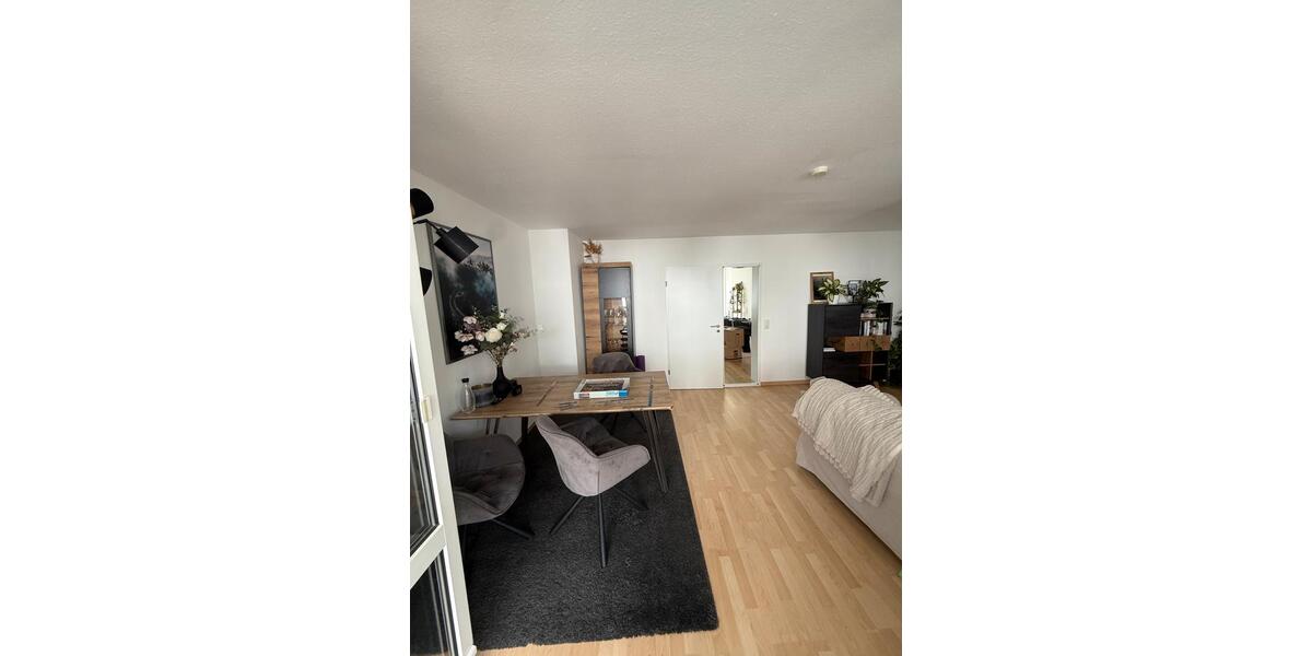 Etagenwohnung Blaustein - 3.5 Zimmer, 92 m&sup2;, 1.050&euro; | Angebot:26348677