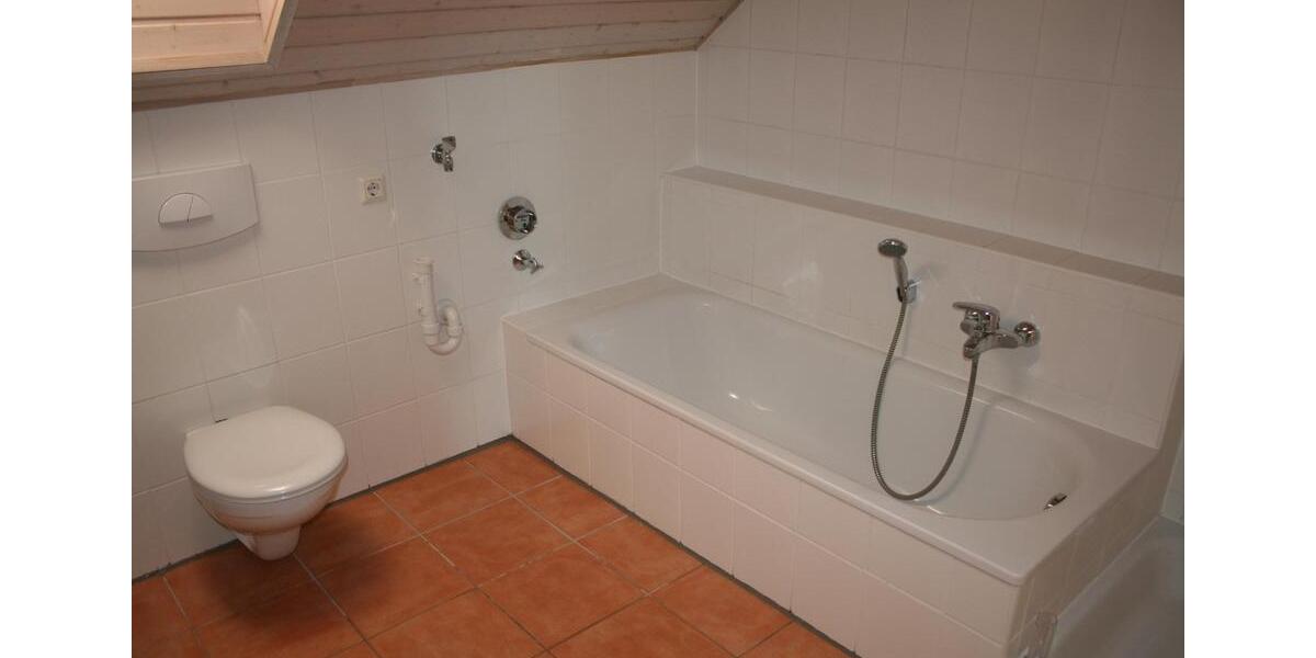 Dachgeschoßwohnung Burgrieden - 1 Zimmer, 76 m&sup2;, 232.000&euro; | Angebot:27258949