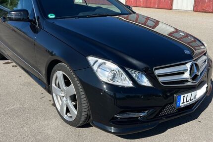 Mercedes-Benz E 250 53.900 km 20.600 &euro; Buch 89290