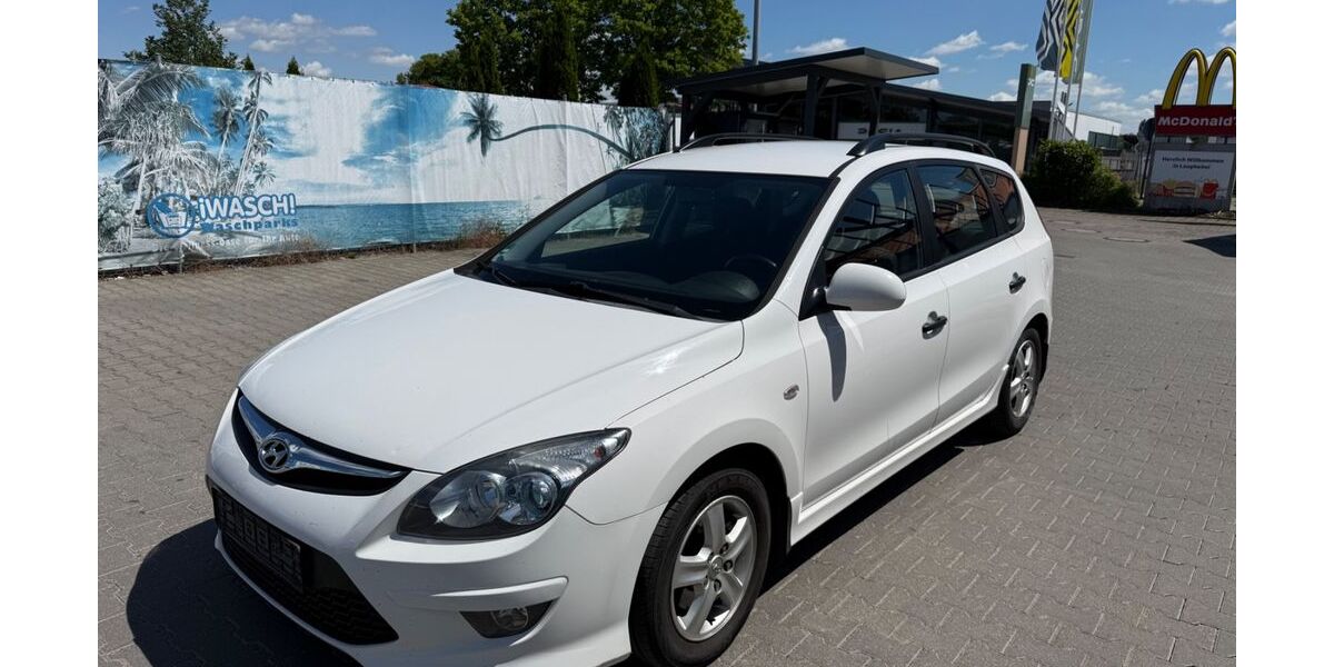 Hyundai i30 208.878 km 2.999 &euro; Laupheim 88471