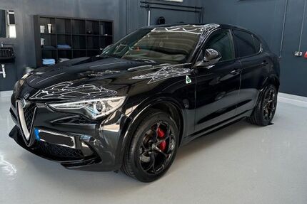 Alfa Romeo Stelvio 143.000 km 36.000 &euro; Günzburg 89312