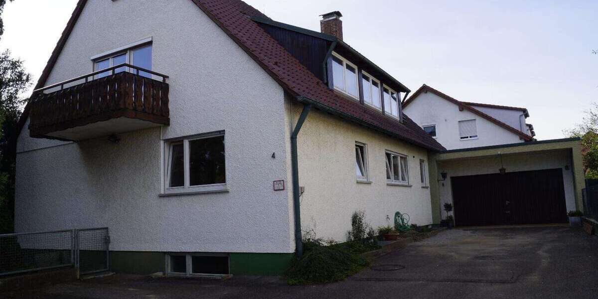 Einfamilienhaus Gögglingen Gögglingen - 9 Zimmer, 305 m&sup2;, 590.000&euro; | Angebot:25510097