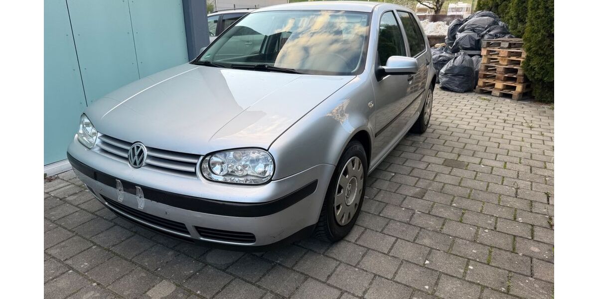 VW Golf 240.000 km 1.250 &euro; Dornstadt 89610