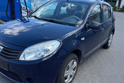 Dacia Sandero 263.300 km 999 &euro; Laupheim 88471