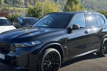 BMW X5 4.000 km 142.360 &euro; Kuchen 73329